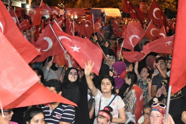 Ak Parti Ataşehir Demokrasi Nöbeti 2016