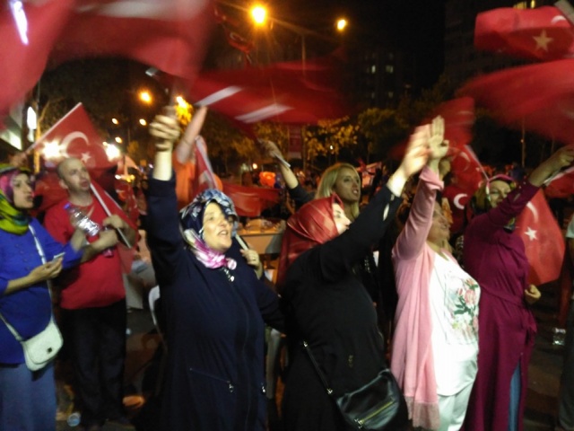 Ak Parti Ataşehir Demokrasi Nöbeti 2016