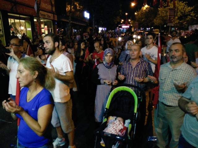 Ak Parti Ataşehir Demokrasi Nöbeti 2016