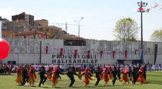 Ataşehir 23 Nisan Yenisahra Stadı toren