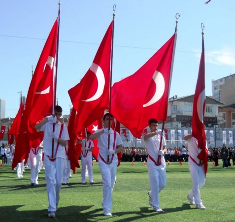 Ataşehir 23 Nisan Yenisahra Stadı toren