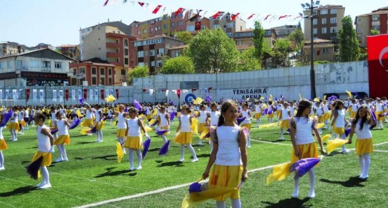 Ataşehir 23 Nisan Yenisahra Stadı toren