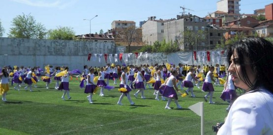 Ataşehir 23 Nisan Yenisahra Stadı toren