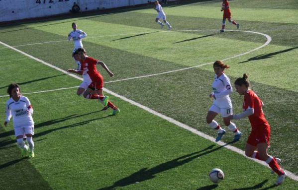 Atasehir Belediyespor Bayan Futbol  3. Hafta maçı