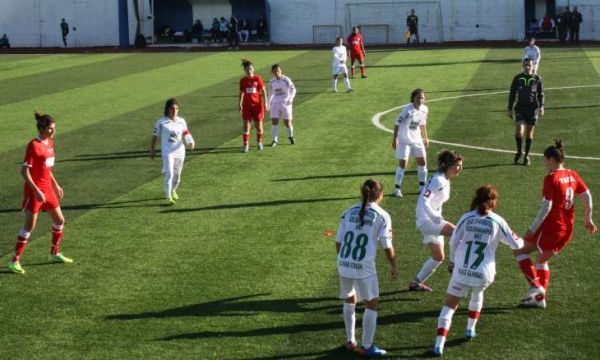 Atasehir Belediyespor Bayan Futbol  3. Hafta maçı