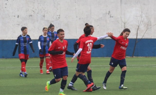 Ataşehir Bayan Futbol Takımı