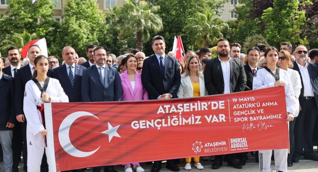 ATAŞEHİR’DE 19 MAYIS KUTLAMASI BÜYÜK ÇOŞKUYLA KUTLANDI