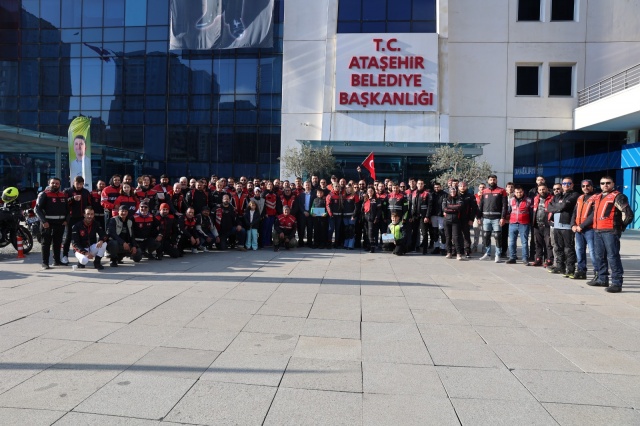 ATAŞEHİR’DE DÜZENLENEN “CUMHURİYET KONVOYU” 29 EKİM COŞKUSUNA RENK KATTI