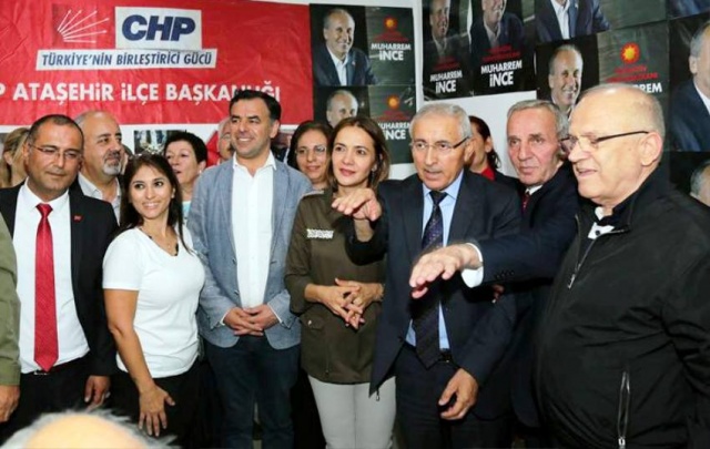 Ataşehir'de CHP İçerenköy Seçim Bürosu açıldı