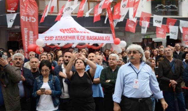 Ataşehir'de CHP İçerenköy Seçim Bürosu açıldı