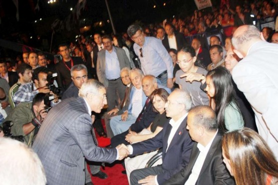 Ataşehir Kılıçdaroğlu Deniz'leri anma