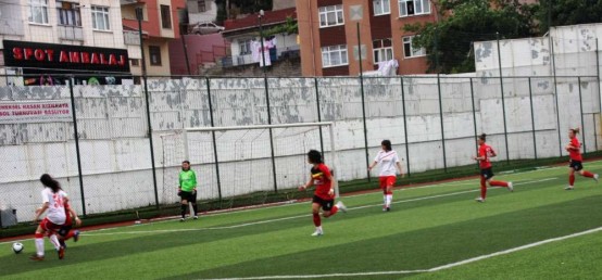 Ataşehir Belediyespor Trabzon İdmanyurdu futbol