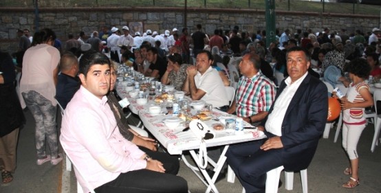 Ataşehir Belediyesi İftarı, Örnek Mahallaesi 2014