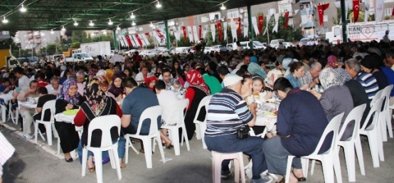 Ataşehir Belediyesi İftarı, Örnek Mahallaesi 2014