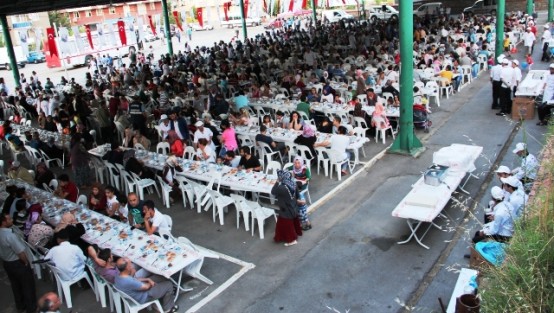 Ataşehir Belediyesi İftarı, Örnek Mahallaesi 2014