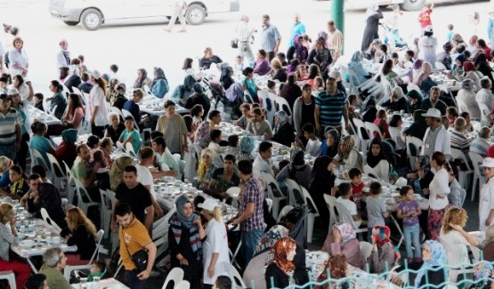 Ataşehir Belediyesi İftarı, Örnek Mahallaesi 2014