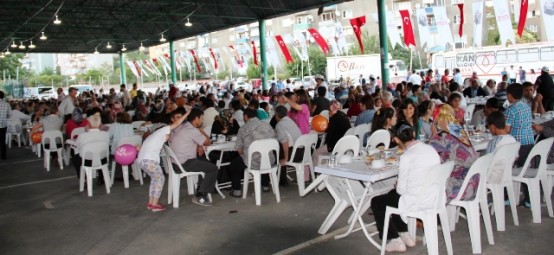 Ataşehir Belediyesi İftarı, Örnek Mahallaesi 2014