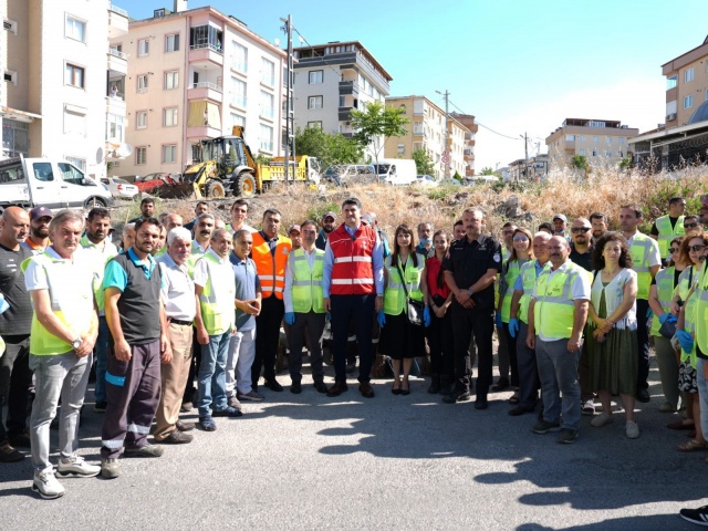 Ataşehir Belediyesi'nden hizmet seferberliği