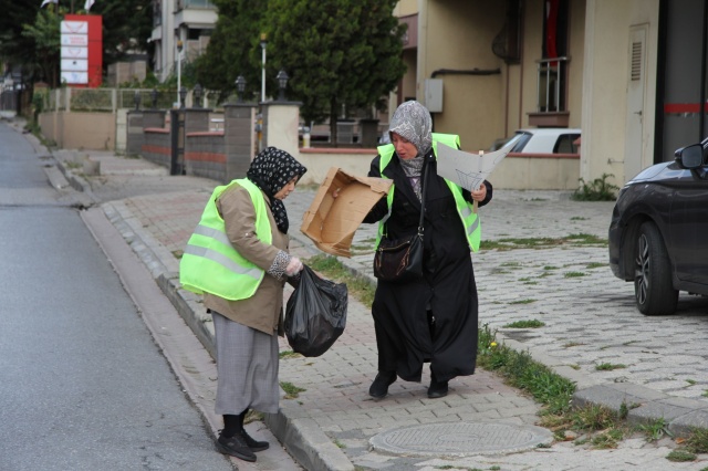 Ataşehir Kent Konseyi Temiz Mahalle, Temiz Ataşehir sloganı eşliğinde etkinlik düzenledi