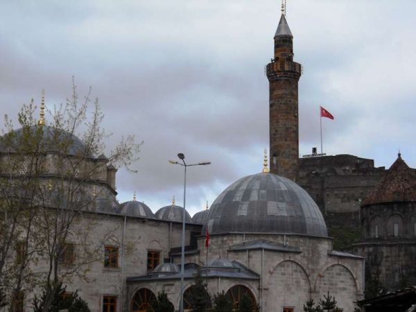  EVLİYACAMİSİ, KÜMBET CAMİSİ, KARS KALESİ