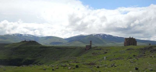 BÜYÜK KATEDRAL (FETHİYE CAMİSİ), EBUL MENUÇEHR (ANADOLUDAKİ İLK CAMİ) SARAY (iç kale),