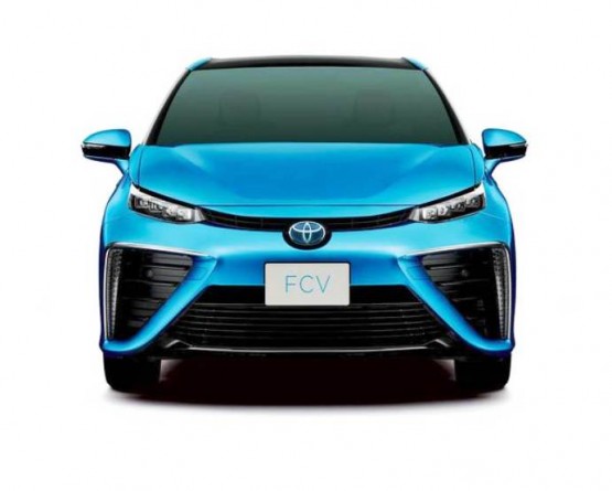 Toyota Mirai, Suyla Çalışan Otomobil