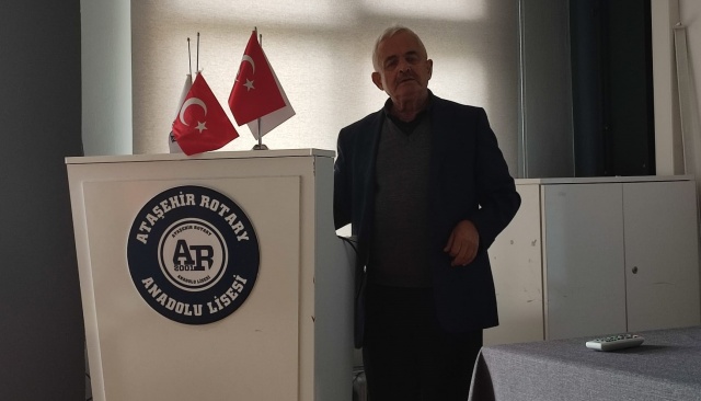 Okuyan Toplum Projesi, Ferhat Özen, Ataşehir Rotary Anadolu Lisesinde sunum yaptı