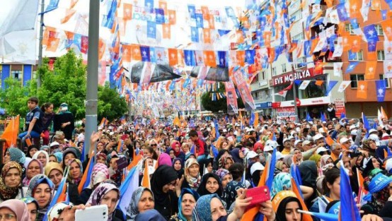 Akmet Davutoglu Ataşehir Mitingi 2015