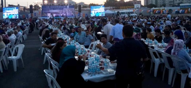 Ataşehir Ak Parti Ramazan Proğramı Fotoları