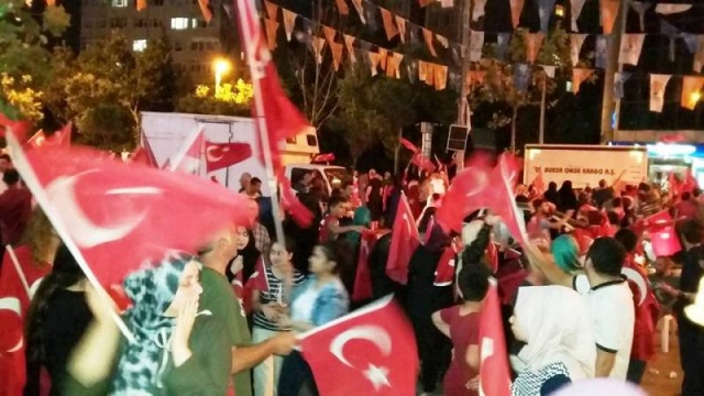 Ak Parti Ataşehir Demokrasi Nöbetinde 2016