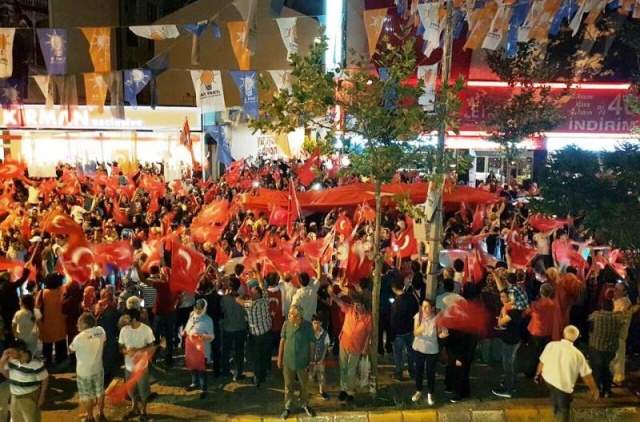 Ak Parti Ataşehir Demokrasi Nöbetinde 2016