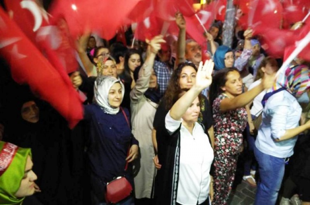 Ak Parti Ataşehir Demokrasi Nöbeti 2016