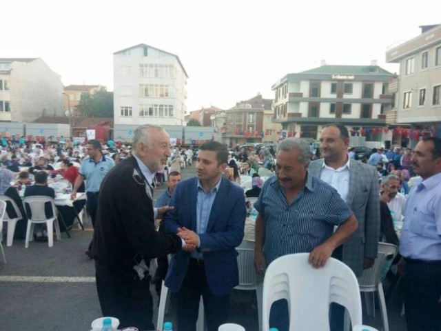 Ak Parti Ataşehir, Esatpaşa Sokak İftarı 2015