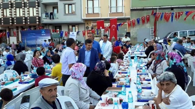 Ak Parti Ataşehir, Esatpaşa Sokak İftarı 2015