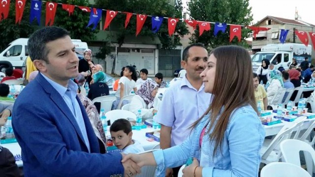 Ak Parti Ataşehir, Esatpaşa Sokak İftarı 2015