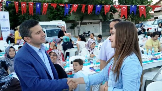 Ak Parti Ataşehir, Esatpaşa Sokak İftarı 2015