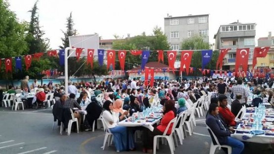 Ak Parti Ataşehir İçerenköy İfatarı 2015