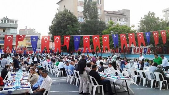 Ak Parti Ataşehir İçerenköy İfatarı 2015