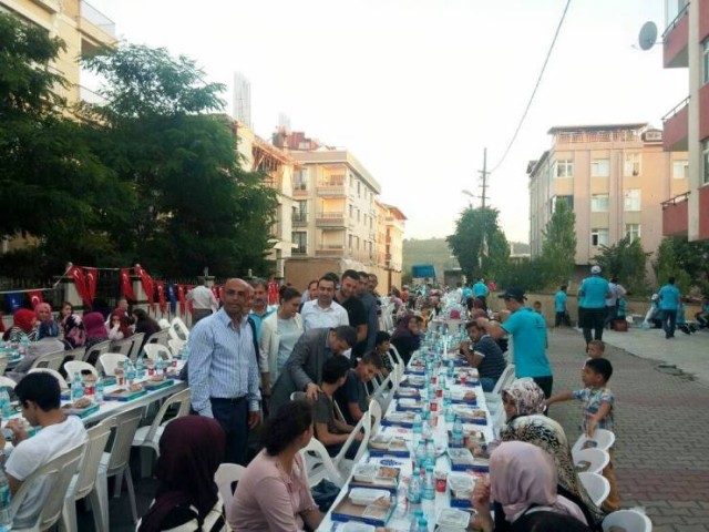 Ak Parti Ataşehir Kayışdağı Mahallesi İftarı 2015