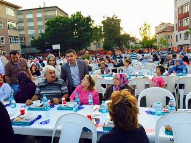 Ak Parti Ataşehir Küçükbakkalköy İftarı 2015