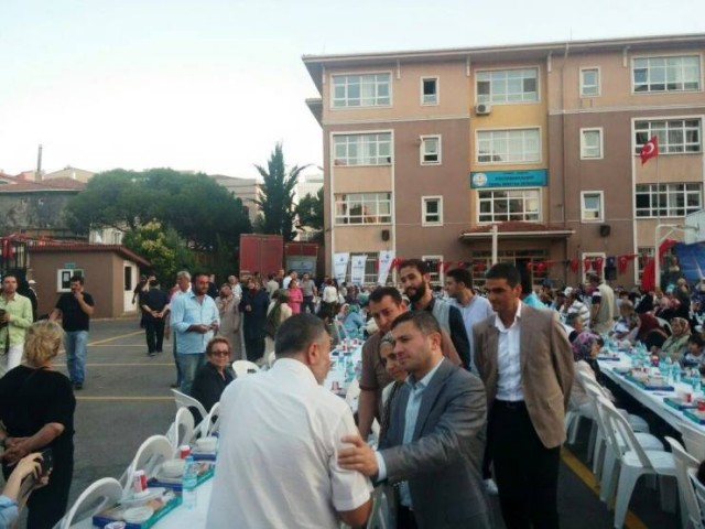 Ak Parti Ataşehir Küçükbakkalköy İftarı 2015