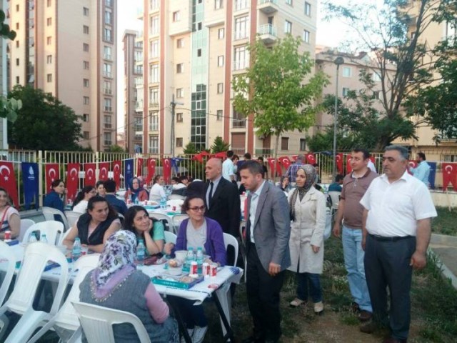 Ak Parti Ataşehir Küçükbakkalköy İftarı 2015