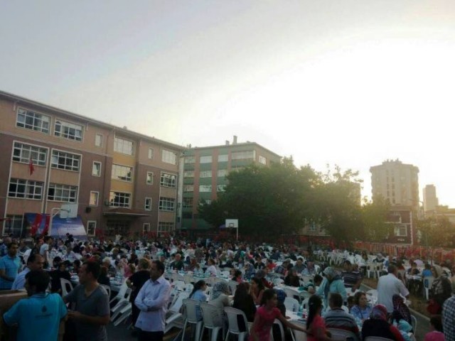 Ak Parti Ataşehir Küçükbakkalköy İftarı 2015