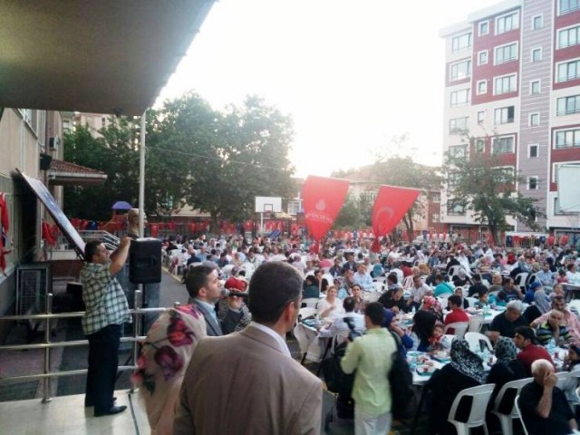 Ak Parti Ataşehir Küçükbakkalköy İftarı 2015