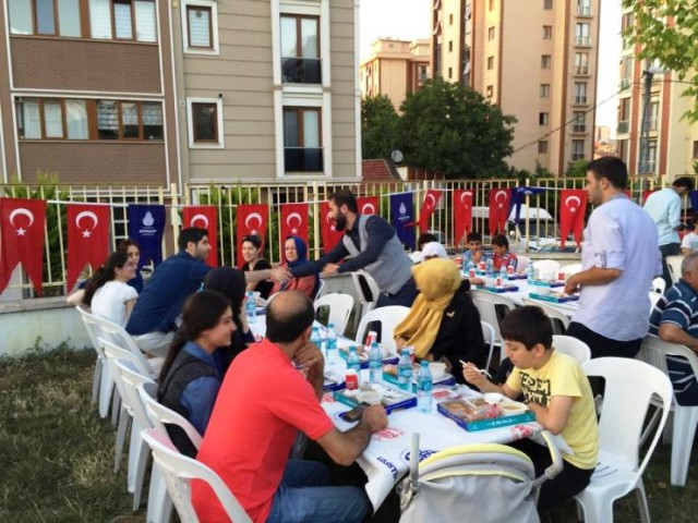 Ak Parti Ataşehir Küçükbakkalköy İftarı 2015