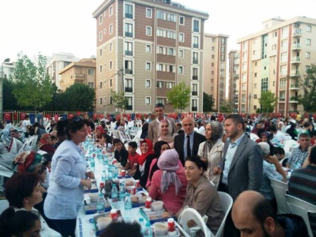 Ak Parti Ataşehir Küçükbakkalköy İftarı 2015