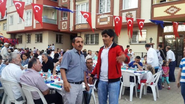 Ak Parti Ataşehir Aşık veysel, Mustafa Kemal İftarı 2015