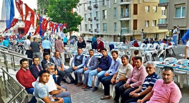 Ak Parti Ataşehir Aşık veysel, Mustafa Kemal İftarı 2015