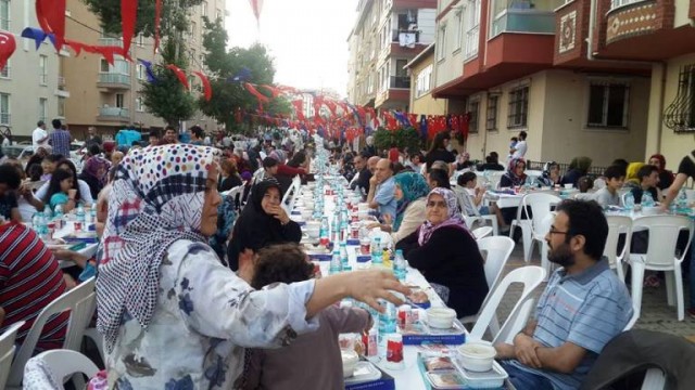 Ak Parti Ataşehir Aşık veysel, Mustafa Kemal İftarı 2015