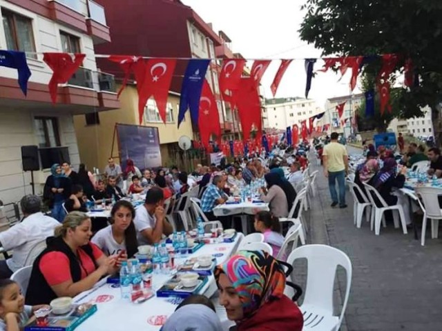 Ak Parti Ataşehir Aşık veysel, Mustafa Kemal İftarı 2015